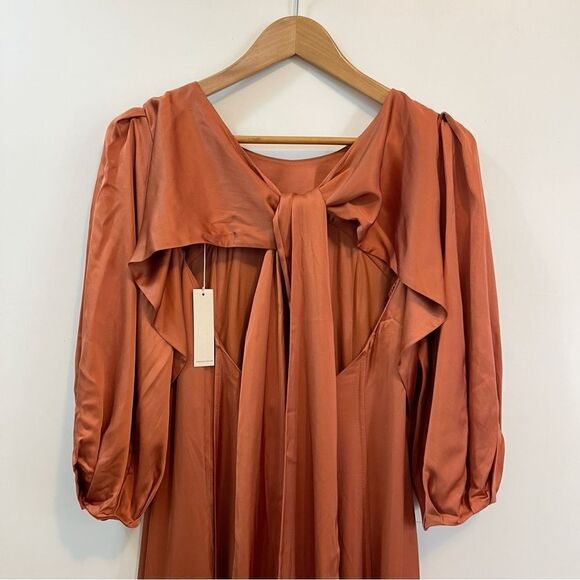 Rebecca Taylor Open Back Satin Auburn Dress in Size XS - Picture 10 of 12
